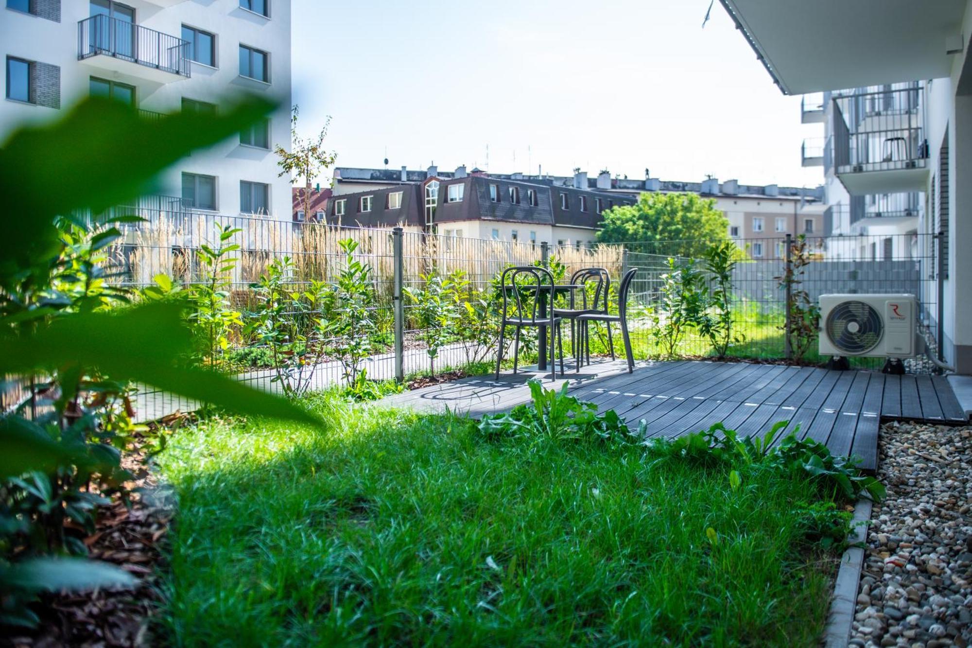 Apartament Mikolowska Z Tarasem Gliwice Kültér fotó